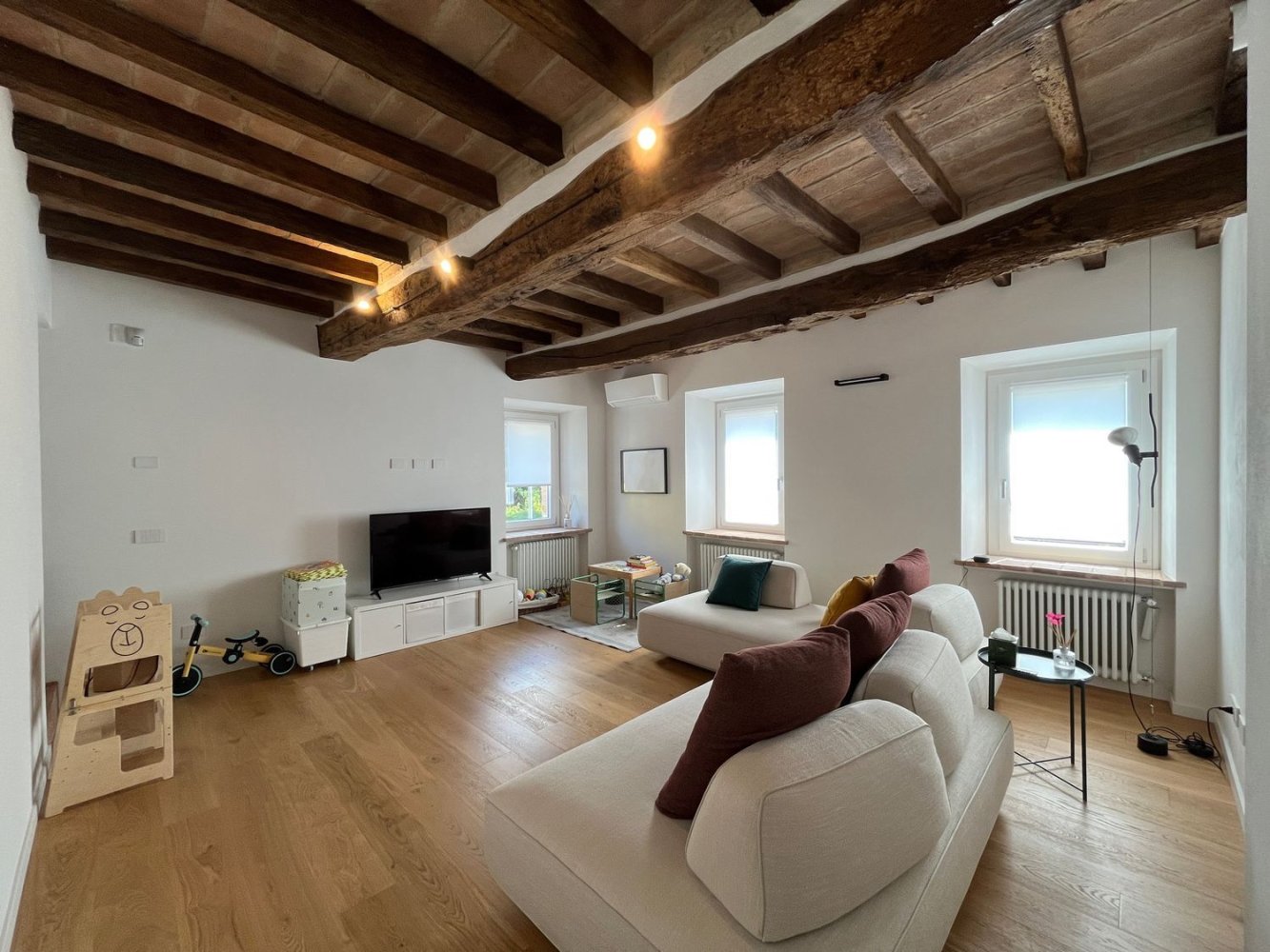 10 bedrooms House in Alseno, Italy No. 363731