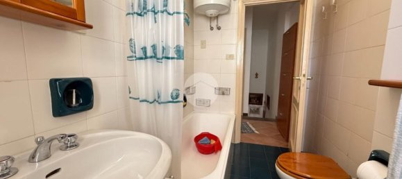 Квартира с 3 комнатами в Рокка ди Медзо, Италия № 292507 14