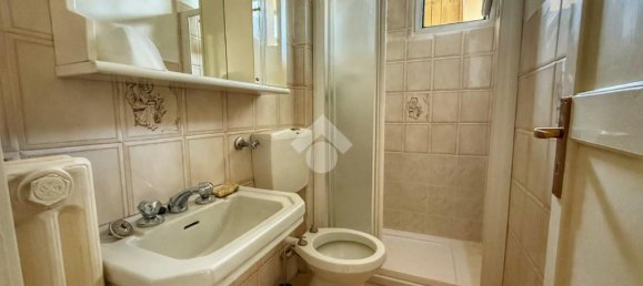 1 bedroom Apartment in Turin, Italy No. 49718 2