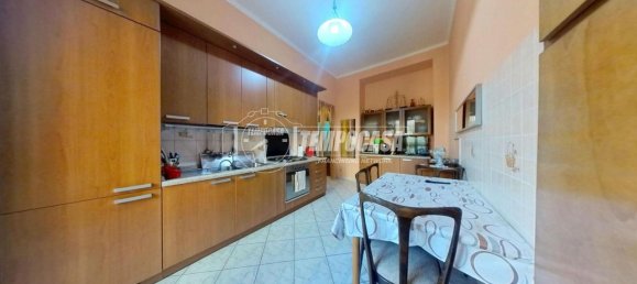 3-salle Appartement à Turin, Italy No. 139405 5