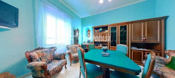 3-salle Appartement à Turin, Italy No. 139405 11