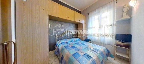 3-salle Appartement à Turin, Italy No. 139405 18