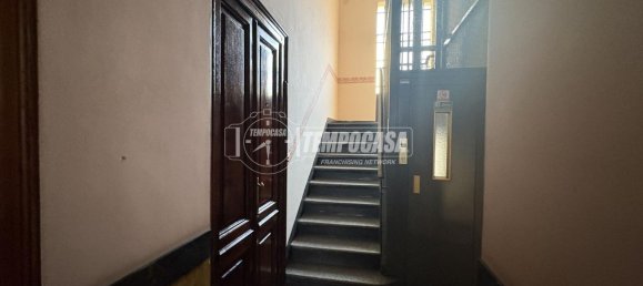 3-salle Appartement à Turin, Italy No. 139405 3
