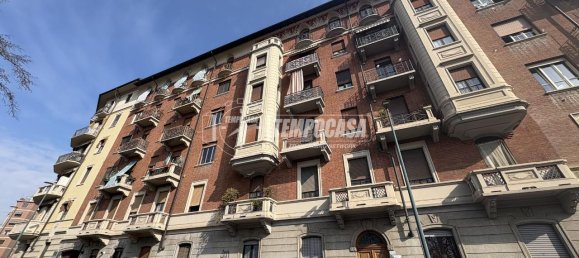 3-salle Appartement à Turin, Italy No. 139405 2