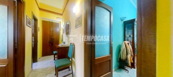 3-salle Appartement à Turin, Italy No. 139405 15