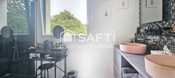 Casa de 4 dormitorios en Izel-les-Hameau, France No. 273133 7