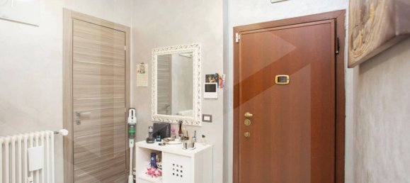 3 rooms Apartment in Milan, Italy No. 241466 11