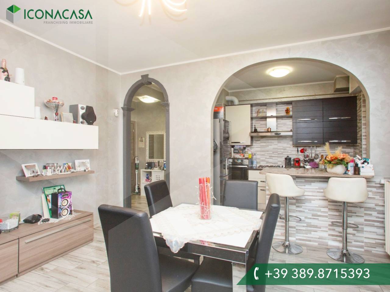 3 rooms Apartment in Milan, Italy No. 241466