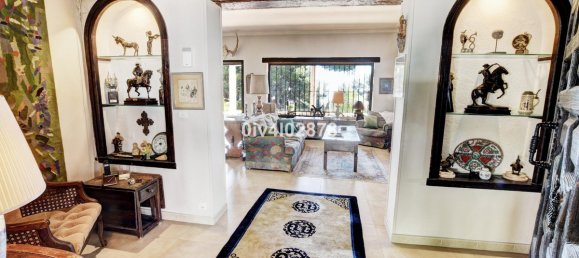 4 bedrooms Villa in Torremolinos, Spain No. 163589 8