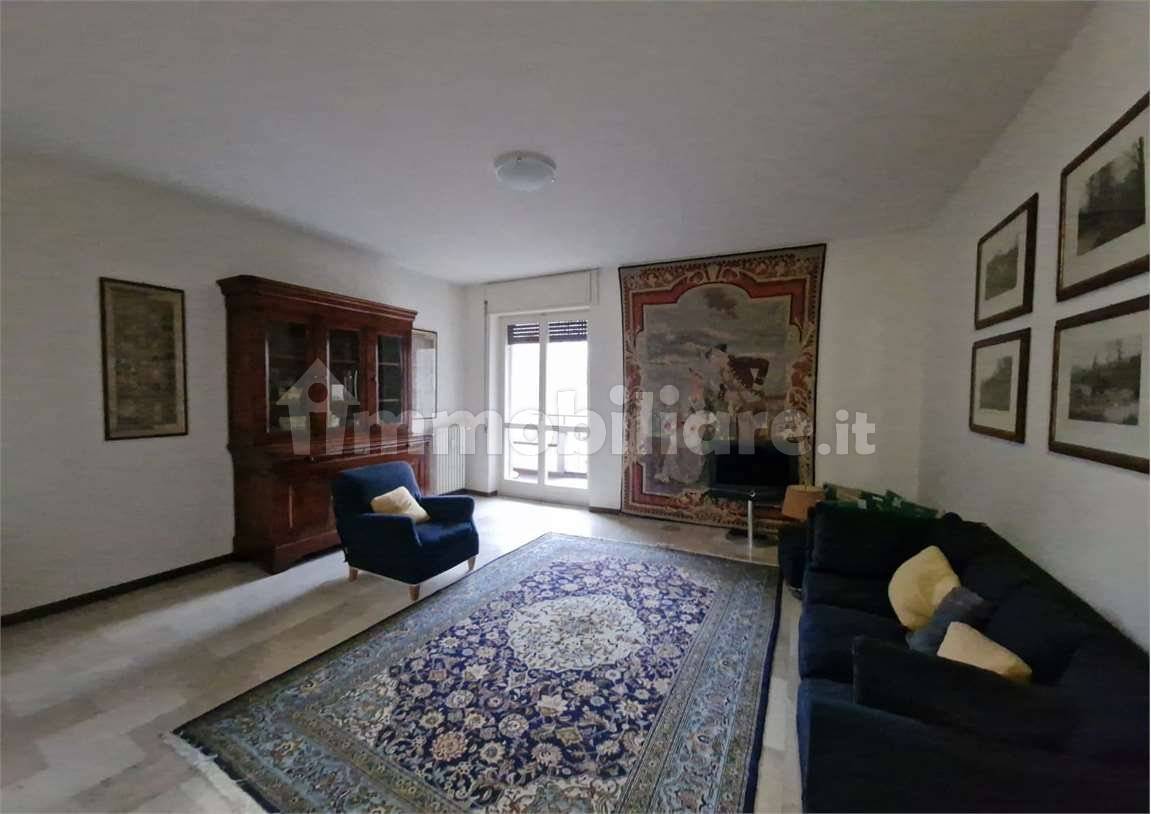 2 bedrooms Apartment in Como, Italy No. 174656