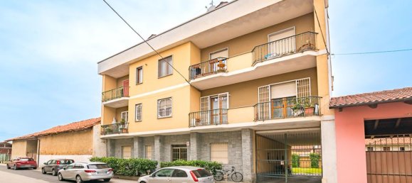 3 rooms Apartment in Murello, Italy No. 206114 24