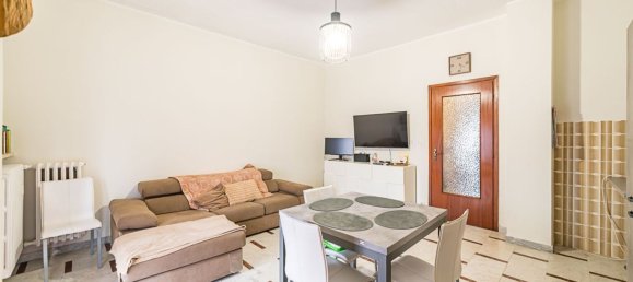 3 rooms Apartment in Murello, Italy No. 206114 2