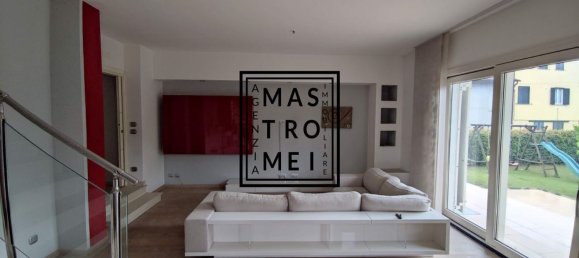 Вилла с 8 комнатами в Капаннори, Италия № 150392 9