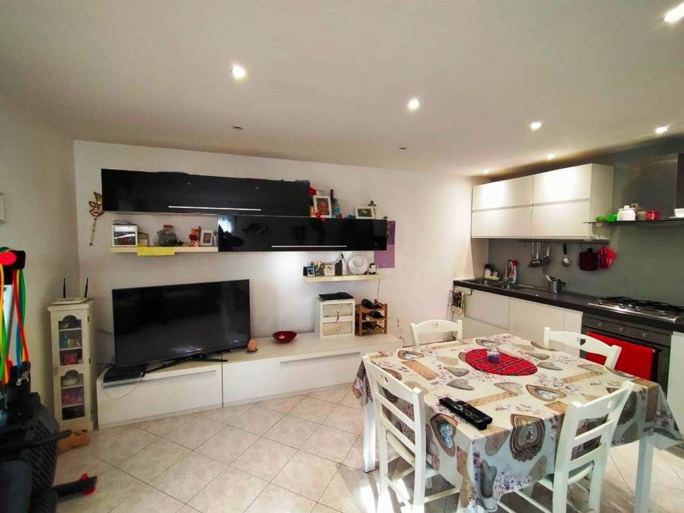 5 rooms House in Rimini, Italy No. 151338