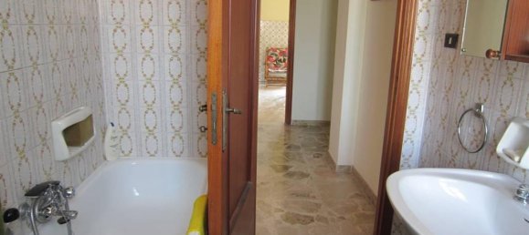 7 rooms Apartment in Crosia, Italy No. 111620 11