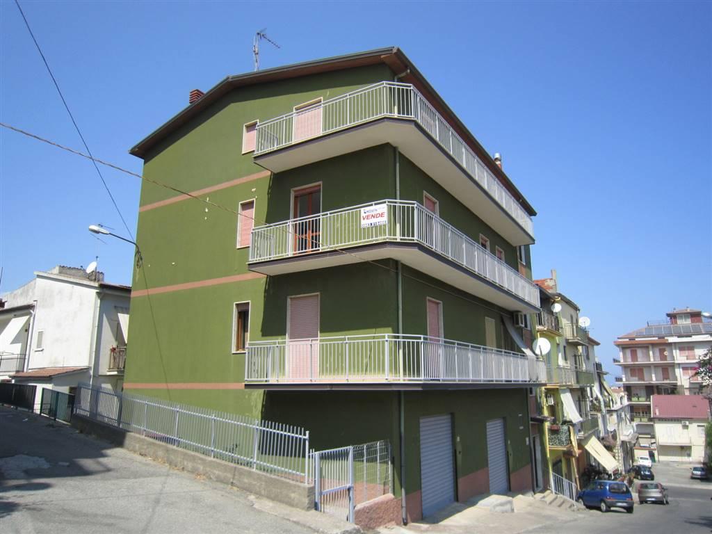 7 rooms Apartment in Crosia, Italy No. 111620