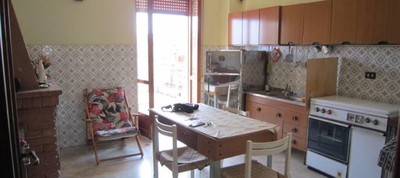 7 rooms Apartment in Crosia, Italy No. 111620 3