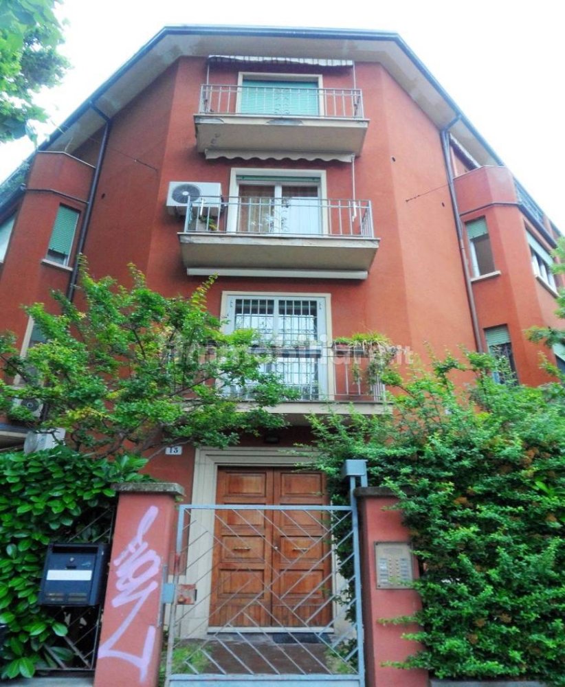 1 bedroom Apartment in Bologna, Italy No. 371672
