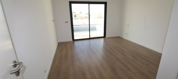 Casa T5 em Guia, Portugal N.º 128274 22