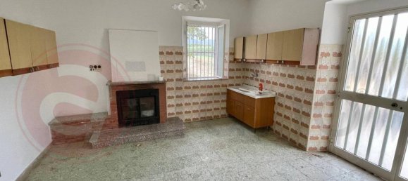 7 rooms House in Sant'Andrea del Garigliano, Italy No. 70483 19