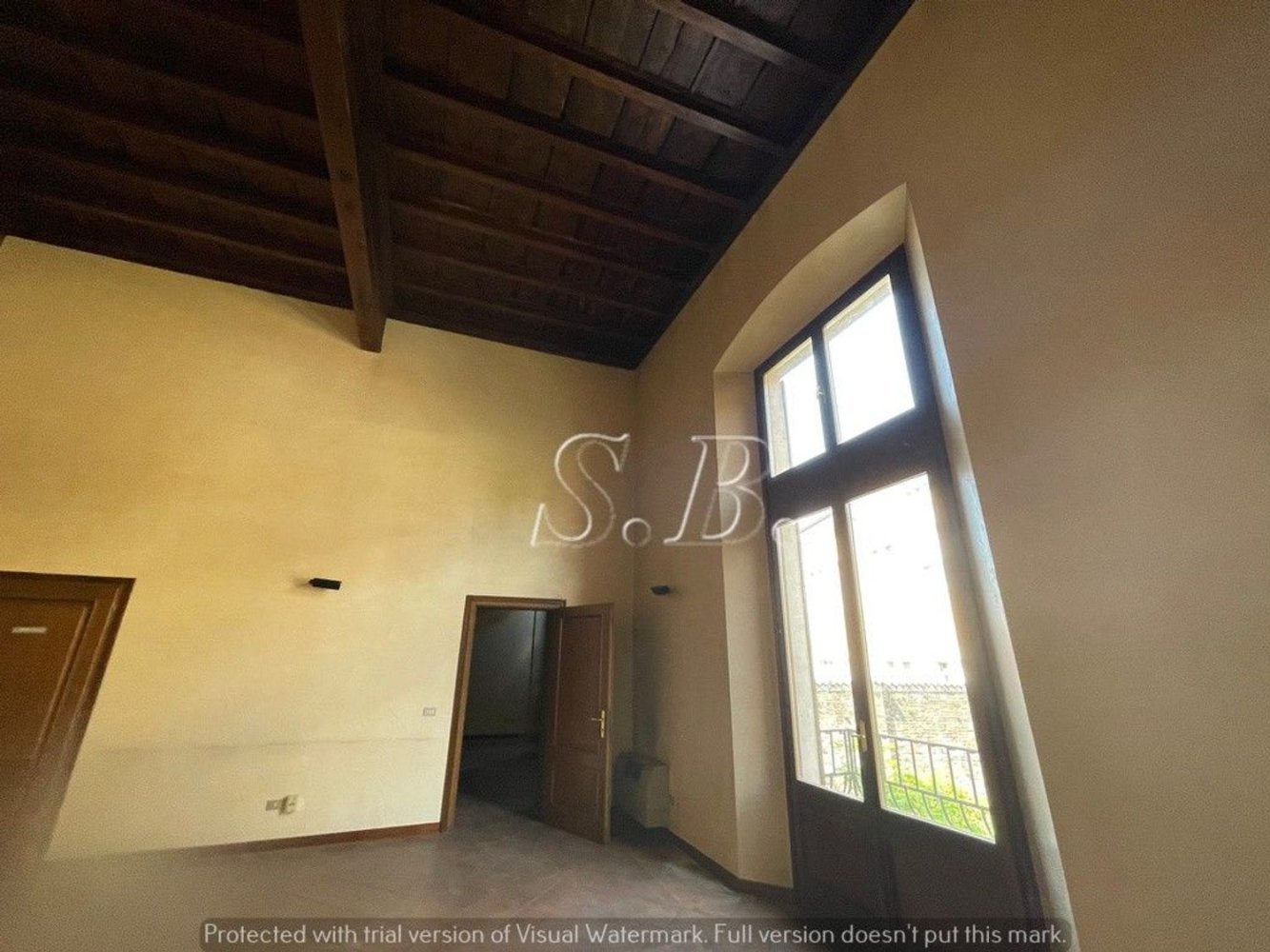 Apartamento T6 em Mantua, Italy N.º 363423