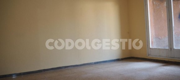 Apartamento de 3 dormitorios en Manlleu, Spain No. 172947 3