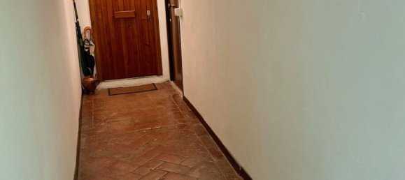 4 rooms Duplex in Pistoia, Italy No. 309040 2