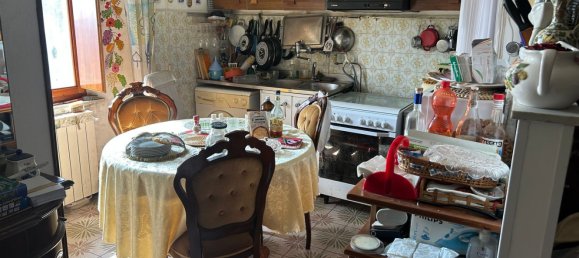 4 rooms Duplex in Pistoia, Italy No. 309040 6