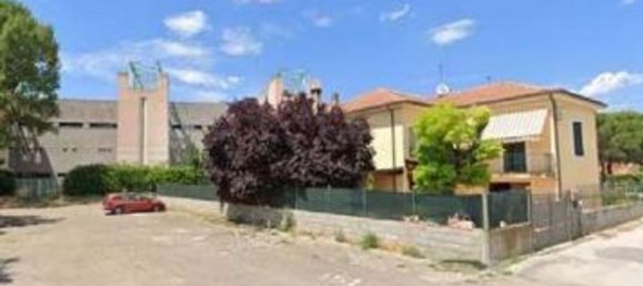 7 rooms House in Foligno, Italy No. 49944 2