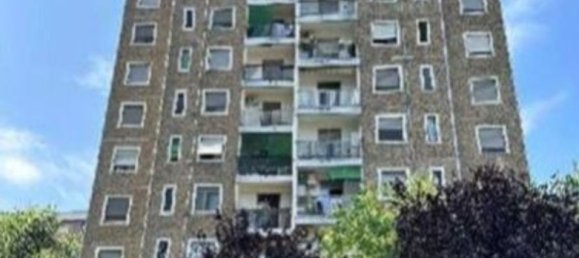 3 bedrooms Apartment in Milan, Italy No. 246162 18