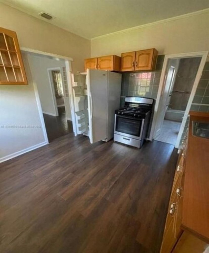 11 غرف نوم منزل في Miami, USA رقم 248696