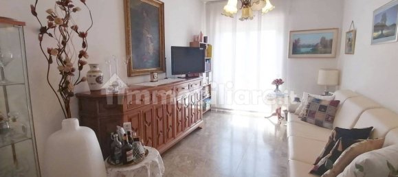 Квартира с 3 спальнями в Лекко, Италия № 312548 3