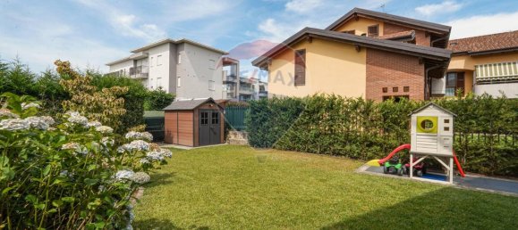 4 rooms Apartment in Cavenago di Brianza, Italy No. 232434 10