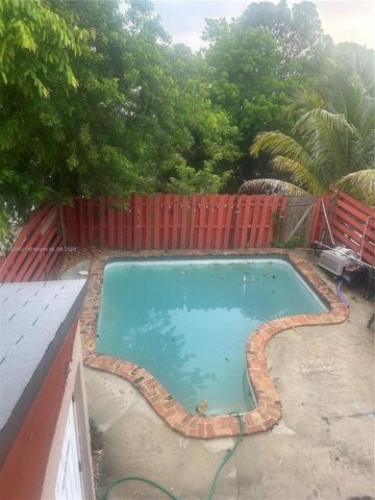 3 bedrooms House in North Lauderdale, USA No. 417298