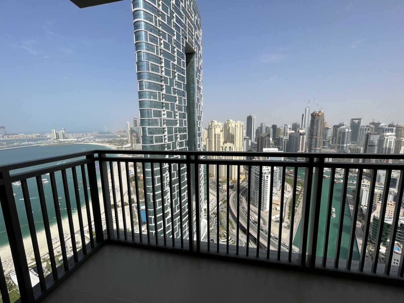 Квартира с 3 спальнями в Дубай Марина, ОАЭ № 1715