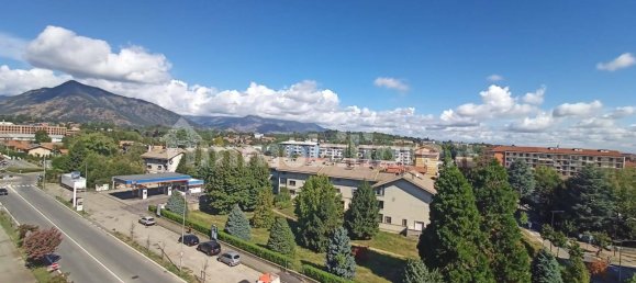 2 bedrooms Apartment in Rivoli, Italy No. 318330 4