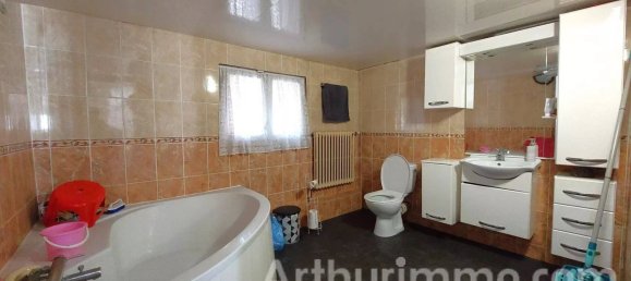 5 غرف نوم فيلا في Sevran, France رقم 183530 13