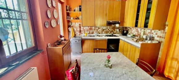 8غرفة منزل في Massa, Italy رقم 49403 14