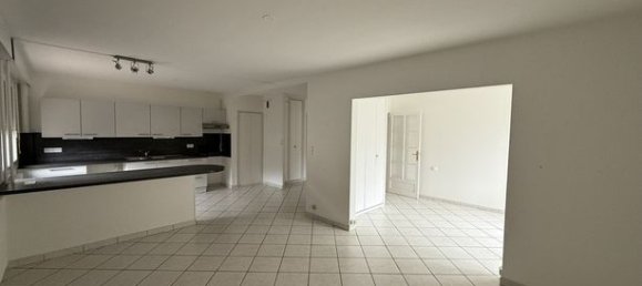 Apartamento de 2 dormitorios en Saint-Claude, France No. 355248 4