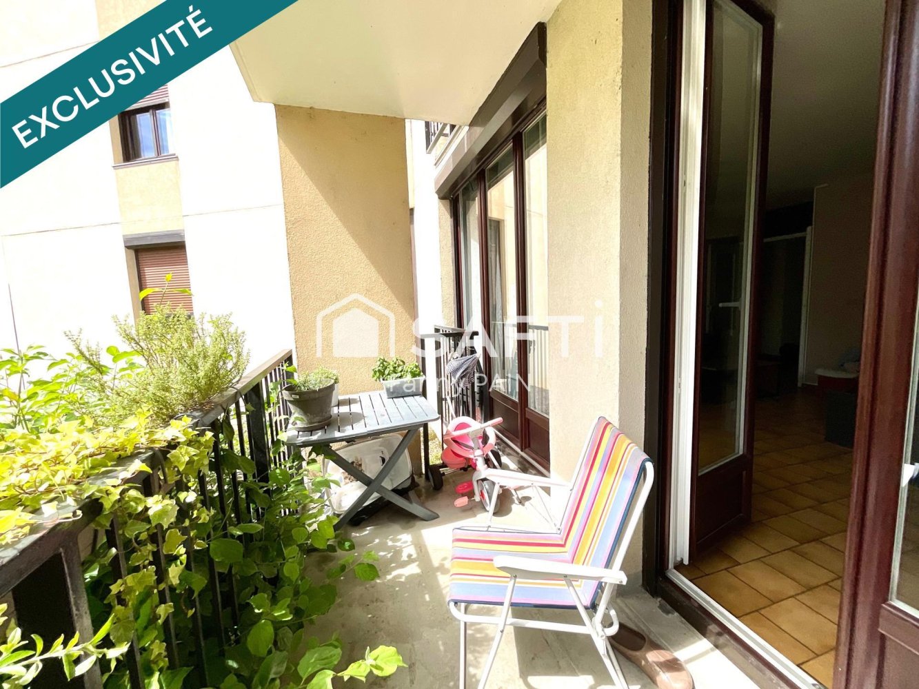 3 bedrooms Apartment in Joue-les-Tours, France No. 261354