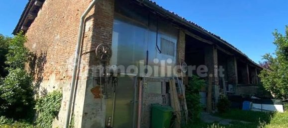 4 rooms Apartment in Crescentino, Italy No. 281106 7