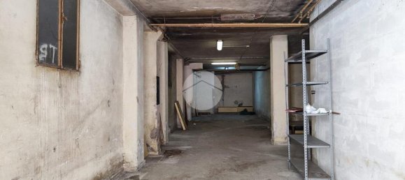  مرآب في Rome, Italy 100متر مربع رقم 359964 9