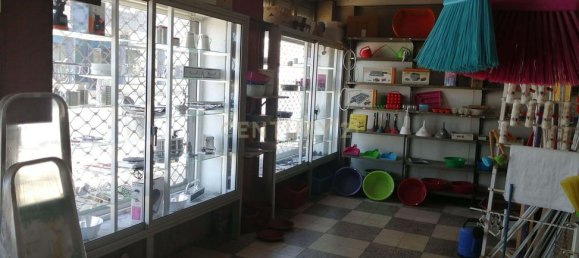 Gewerbliche Immobilie in Barreiro, Portugal 106m², Nr. 236197 4