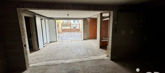 3 bedrooms House in Saint-Clement, France No. 194538 26