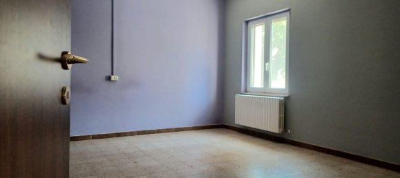 4 bedrooms House in Macerata, Italy No. 315296 6
