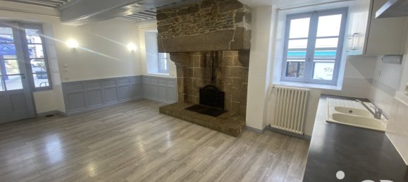 5 Schlafzimmer Stadthaus in Evron, France, Nr. 102783 9