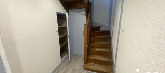 5 Schlafzimmer Stadthaus in Evron, France, Nr. 102783 8