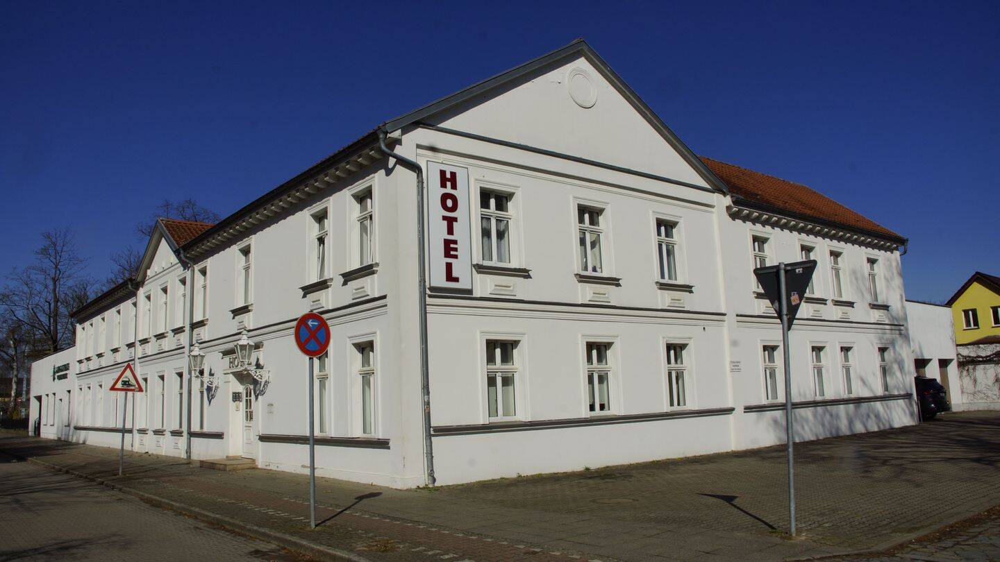  فندق في Oberhavel, Germany 1253متر مربع رقم 369029