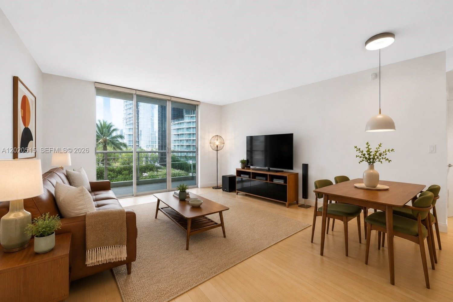 2 dormitorios propiedad comercial en alquiler en Miami, Miami-Dade, Florida, USA № 614909