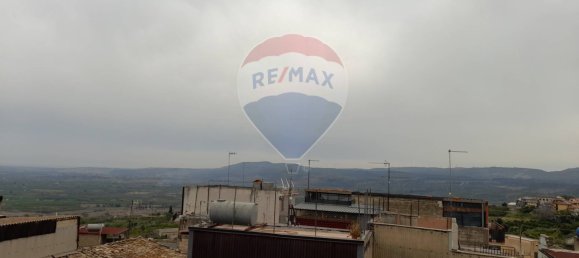 2 Schlafzimmer Haus in Francofonte, Italy, Nr. 233893 2